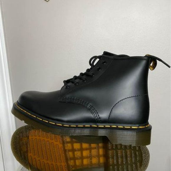 NWT Doc Martens 101 Yellow Stich (Women's US 9) - Picture 4 of 4
